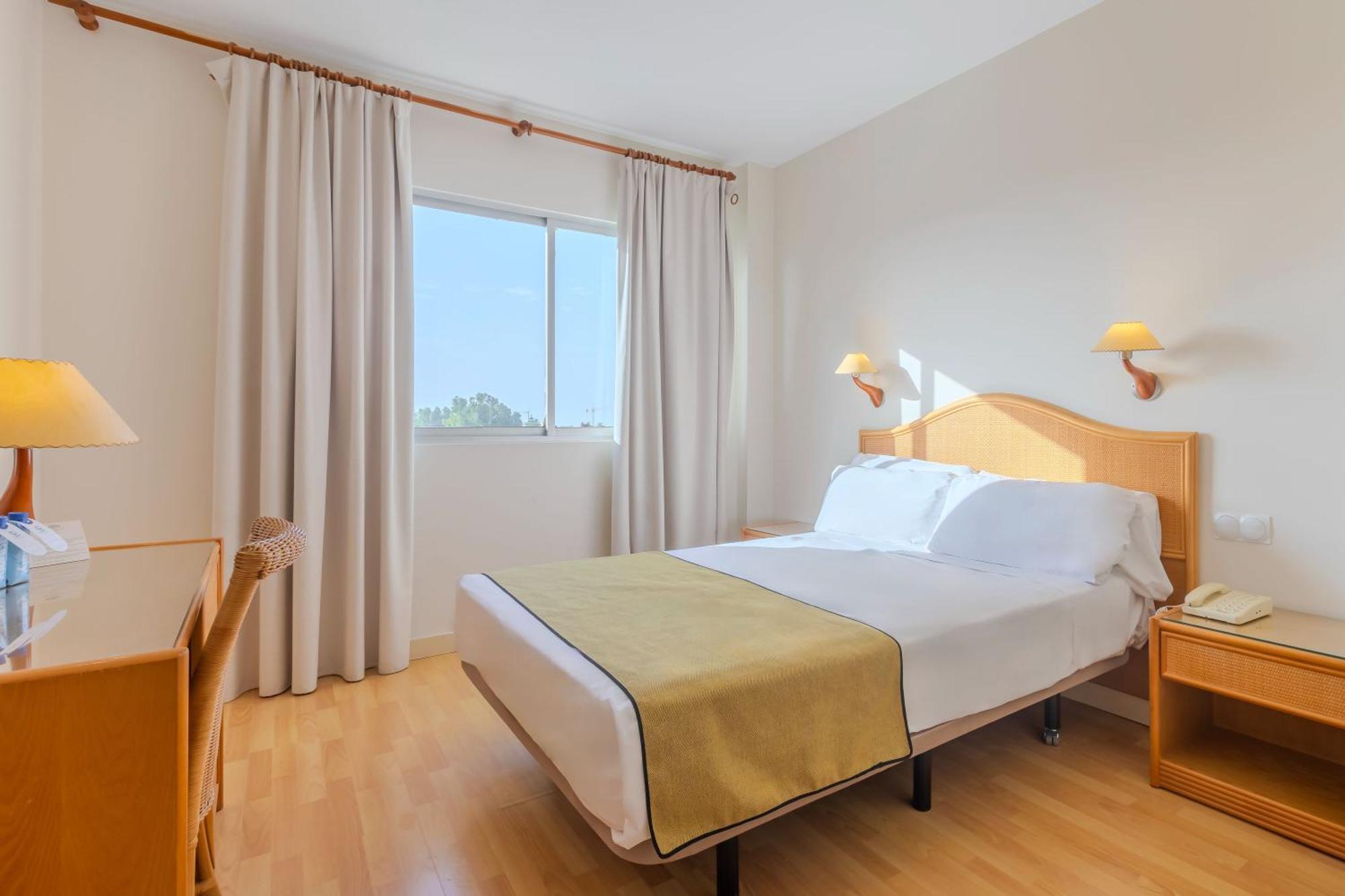 Moon Dreams Roquetas Hotel 4*